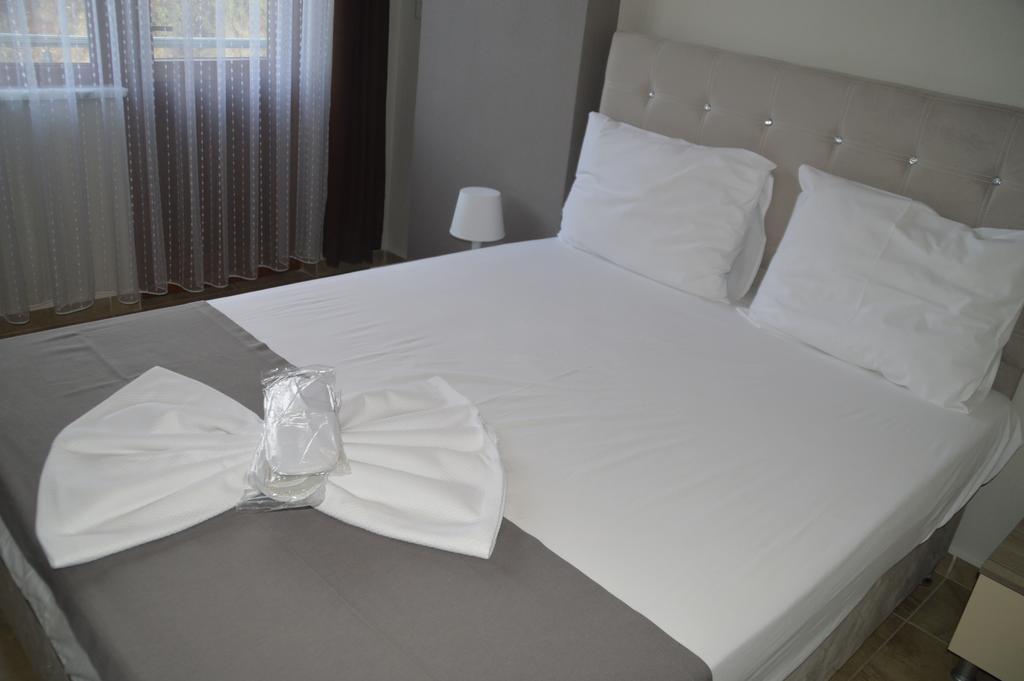 Hotel Hugo อัลทิโนลุค ภายนอก รูปภาพ
